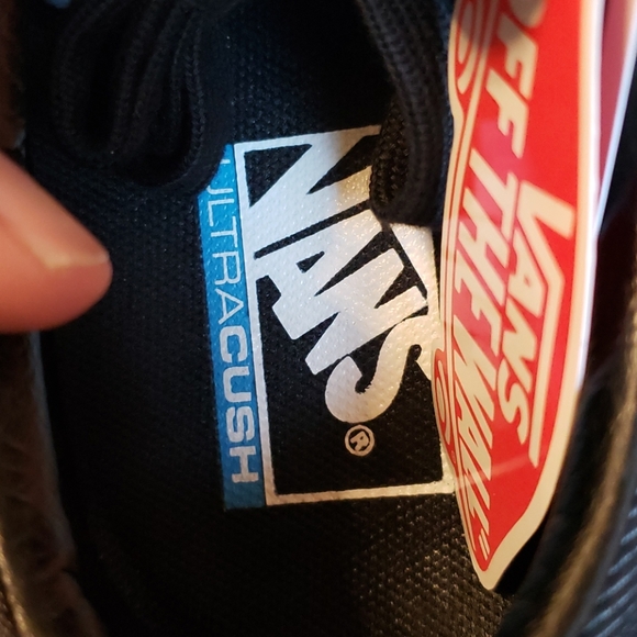 Vans Bold NI Bender Black Panther sneaker unisex sizes below beauty of a… - Picture 3 of 12